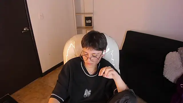 Nathaly_ds: απευθείας συνομιλία ΧΧΧ