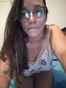 Show modela luzmarfil na web-kameri