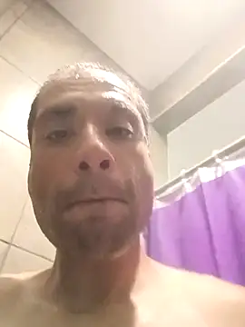 freakzmexx: διαδικτυακό σόου στην κάμερα