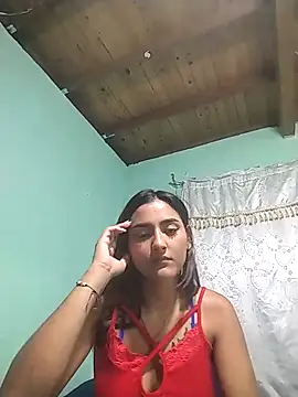 emilyvalencia_1 élő XXX-chatje