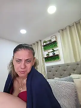 Chatroom XXX en direct de sasi_luna