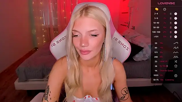 AnyaTaylor_ Live XXX-Chat