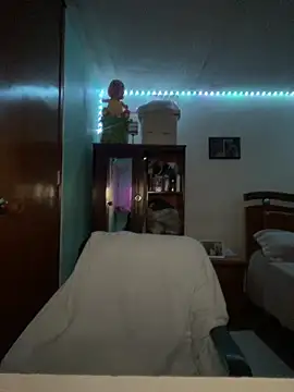 Vixroy7 – webcam-show