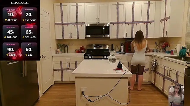 Živý XXX chat Blondiewithanass