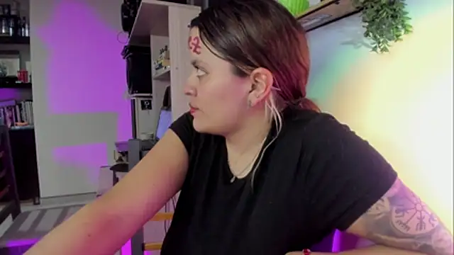 XXX chat uživo modela victoria__floyd