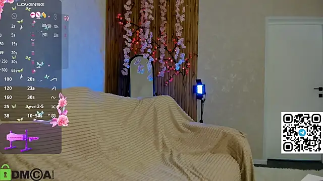 Chat +18 de Rina_Panic ao vivo