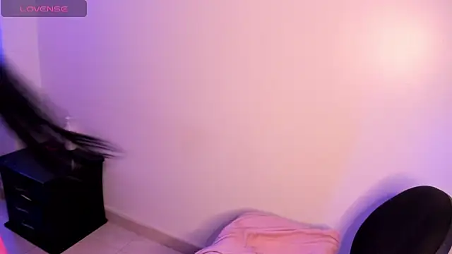 eimyy_rouse's Live XXX Chat