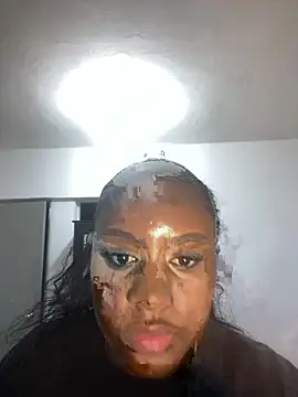 Chat +18 de laia_fisher_ ao vivo