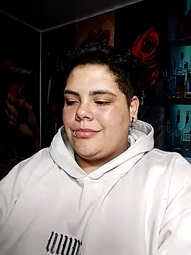 Hailey_Curvy webcam show