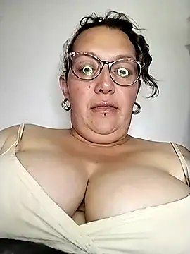 XXX chat uživo modela _Saraqueen