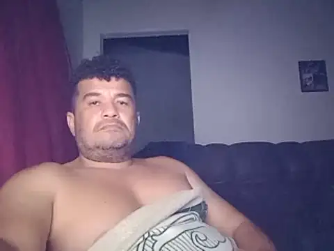 tarra122 – Naživo XXX chat