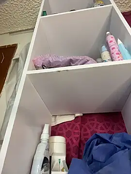 XXX chat uživo modela CelesteJones1