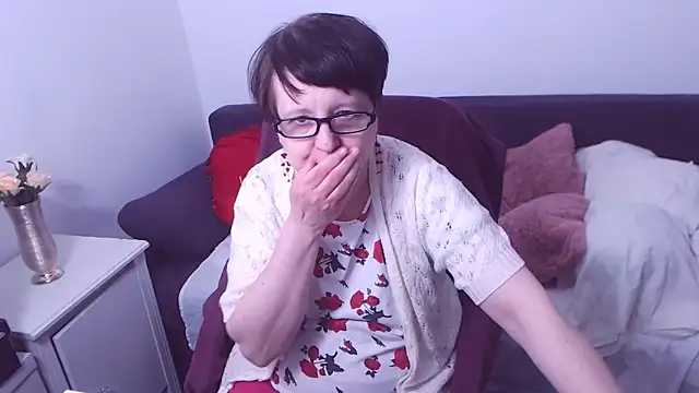 ChristaRose: онлайн-секс-чат