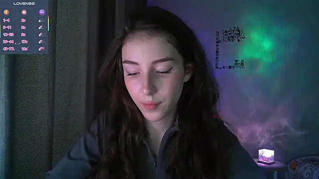 eskatmi's Live XXX Chat