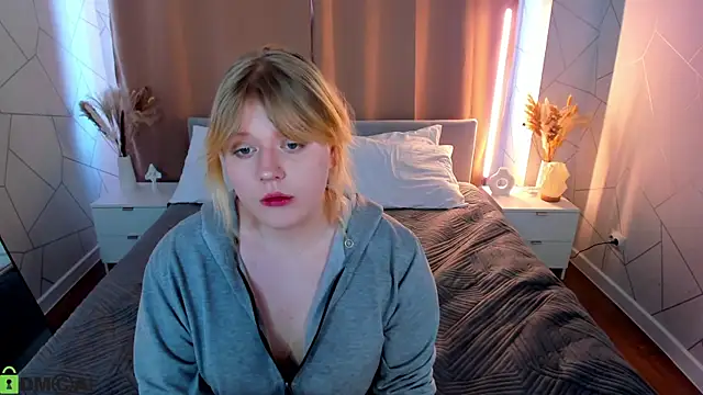 XXX chat uživo modela luna_c0ra