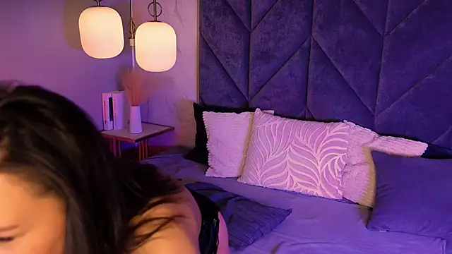 MilenaMellowのライブXXXチャット