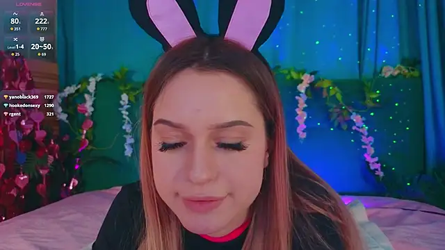 AlinaWaltersのライブXXXチャット