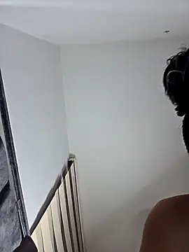 alaia_princess Adlı Modelin Canlı XXX Sohbeti