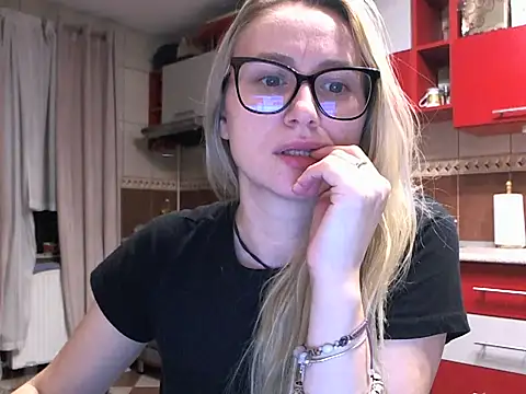 Nataly_Rosy élő XXX-chatje