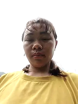 Bella-222 Adlı Modelin Canlı XXX Sohbeti