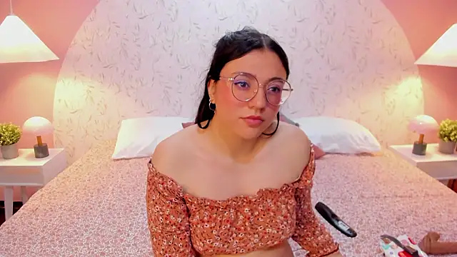 Angelie_Rosebrm: απευθείας συνομιλία ΧΧΧ