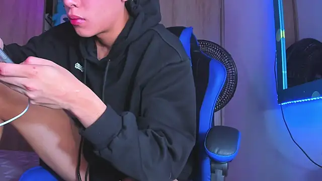 Pertunjukan Kamera Web David_ld