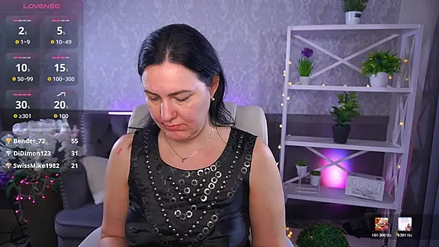 VelvetLuck's Live XXX Chat