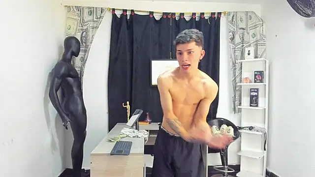 Pride_couple's Webcam Show