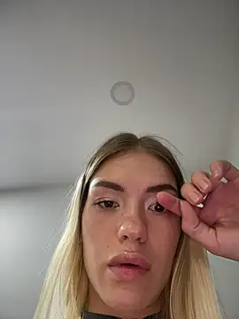 -Sexy_Barbie-: απευθείας συνομιλία ΧΧΧ