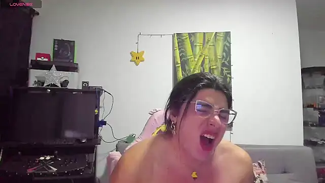 Khalifa_GoldのライブXXXチャット