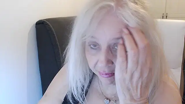 SusiLifeXXX's Live XXX Chat