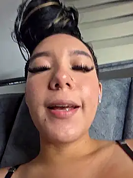 Živý XXX chat alaia_princess