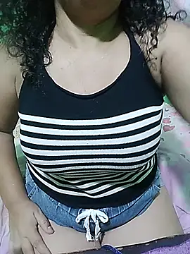 Chat +18 de Amarantha25 ao vivo
