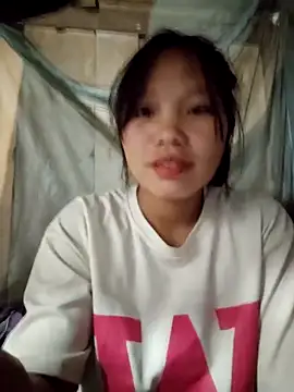 linh-miu99 网络视讯表演