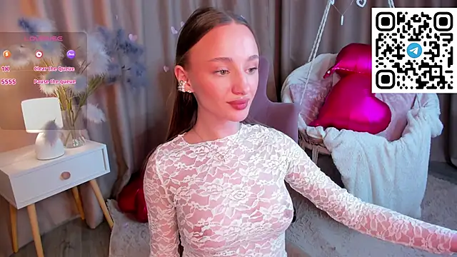 miiss__lulu élő XXX-chatje