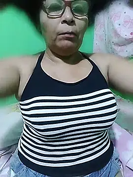 Amarantha25 现场XXX聊天