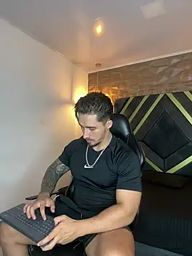 XXX chat uživo modela Brad_Summer