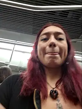 NaughtyMooon Chat XXX live