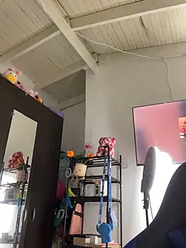 Milleradhara24 Chat XXX in diretta