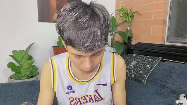 Andy_Belier23 élő XXX-chatje