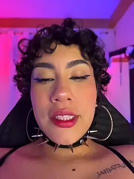 Czat XXX na żywo – ZahaRoseee