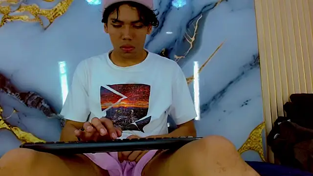 Show modela DaviidBuckx_ na web-kameri