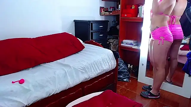 แชท XXX สดของ MariamGray1