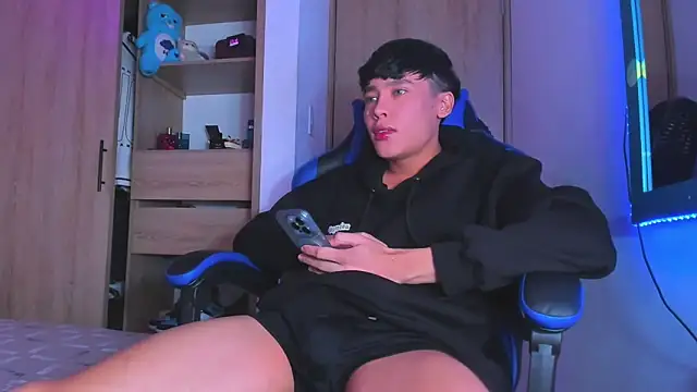 David_ld Pertunjukan Webcam