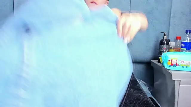 Chat XXX en directo de Megan_Thompson_