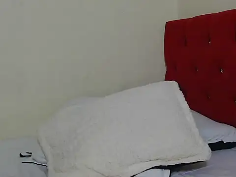 Chat XXX en directo de Sweet_canelaa73