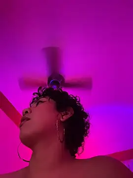 ZahaRoseee live XXX chat