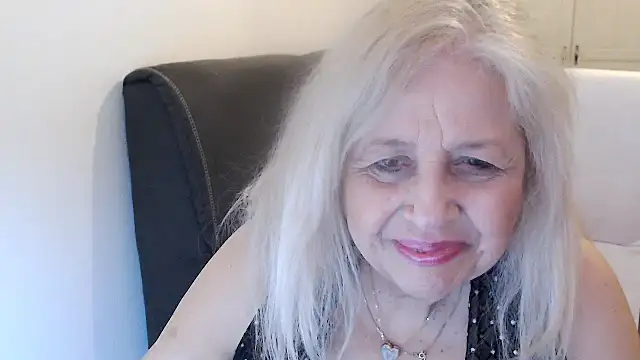 SusiLifeXXX – Kamerová šou