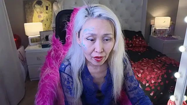 Živý XXX chat RoxalanaStar