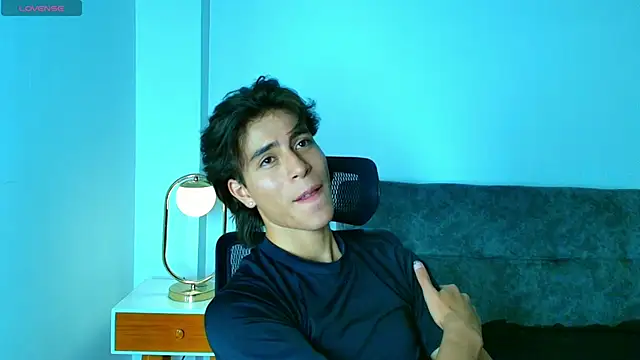 XXX chat uživo modela Blake_Parker